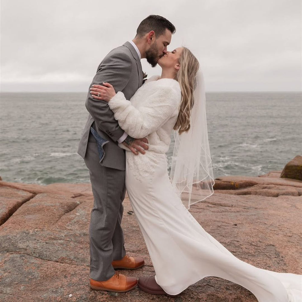 <h2>60,000+ Pairs Sold.</h2><h2>Loved by everyone, everywhere. </h2>